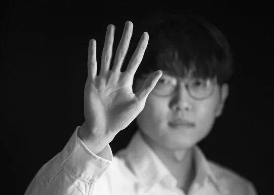 免费永久观看美女视频网站网址